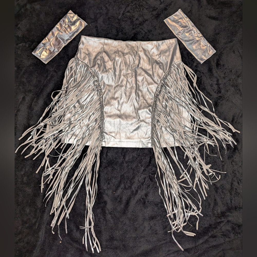 Festival/Concert Silver Fringe Skirt & Matching Cuffs W/Thumb Hole
